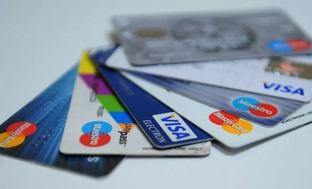 kredi karti borcunda sadece asgariyi odeyince faiz islenir mi